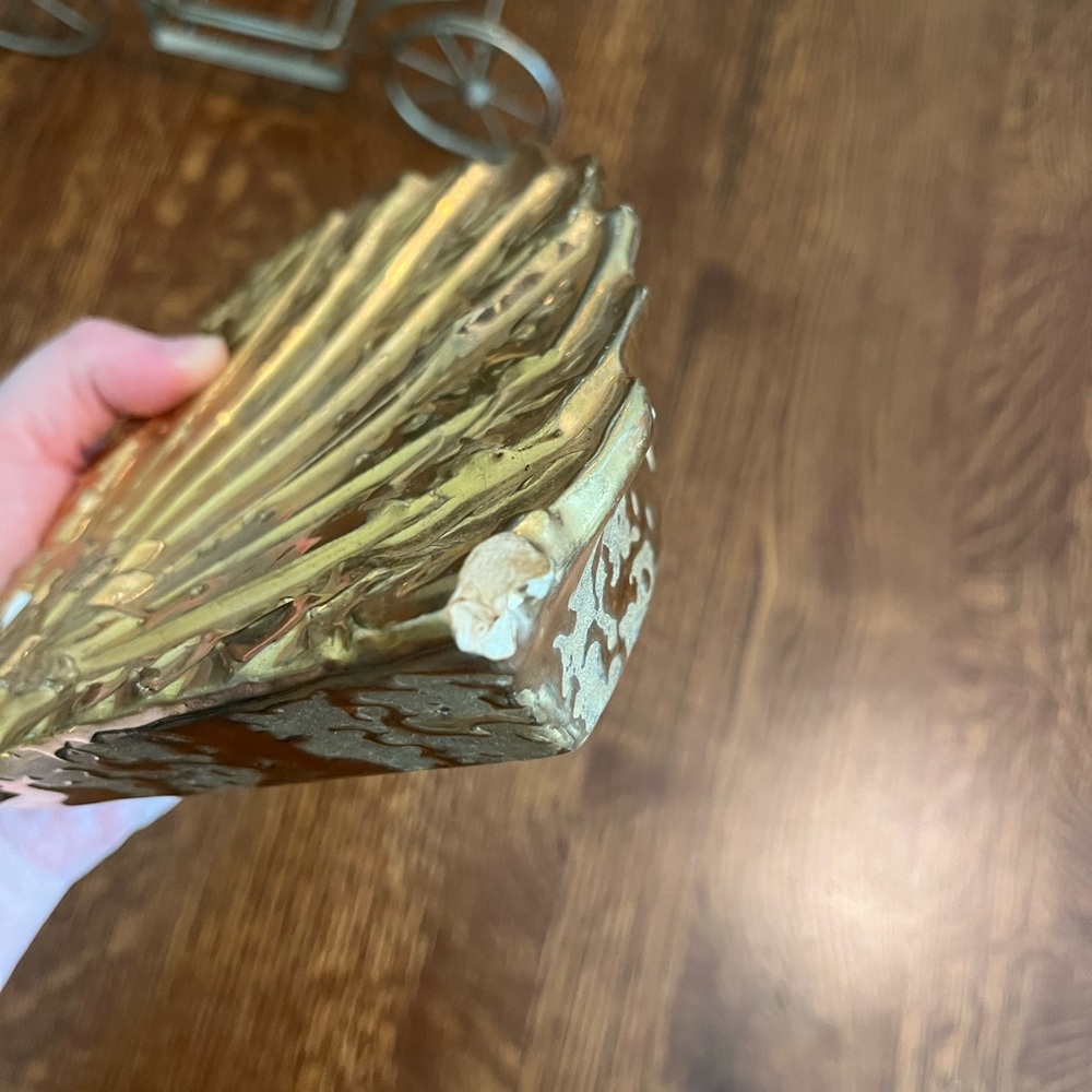 McCoy Vintage Gold Fan Wall Decor - Picture 5 of 14